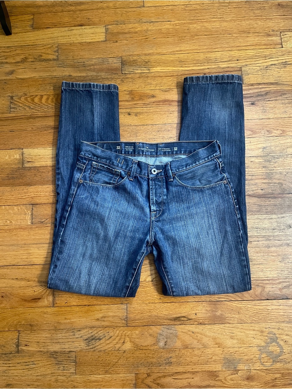 Straight-Leg Women's Jeans in Dark Blue Wash